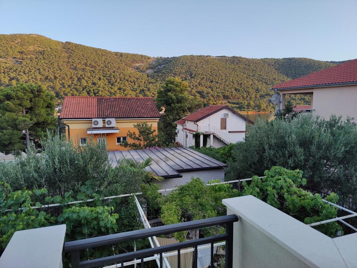 Apartmani Гребастика Экстерьер фото